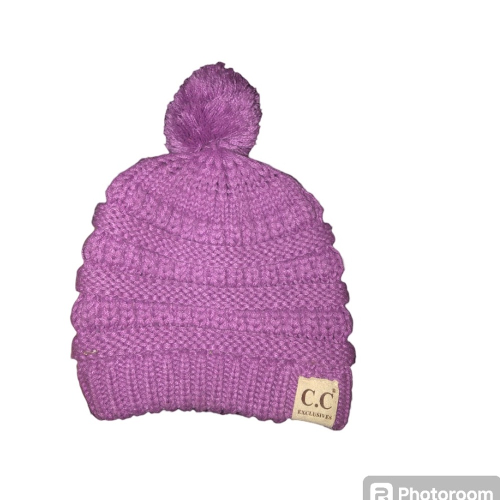 Kids Solid Pom CC Beanies New Lavender EUC